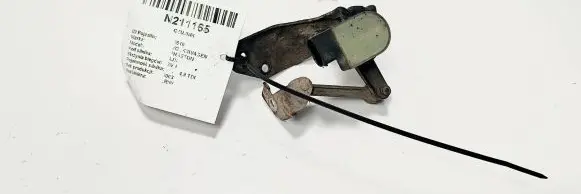 Volkswagen Phaeton Other engine bay part 4E0616571B