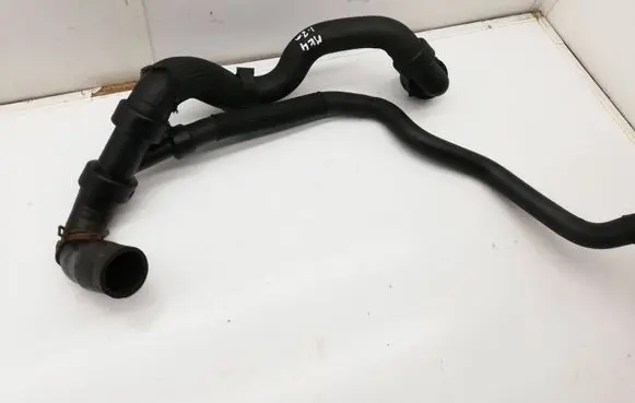 Ford Mondeo MK IV Engine coolant pipe/hose