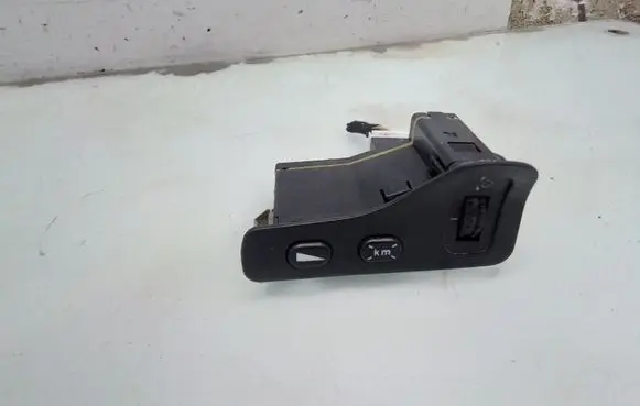 Alfa Romeo 156 Headlight level height control switch