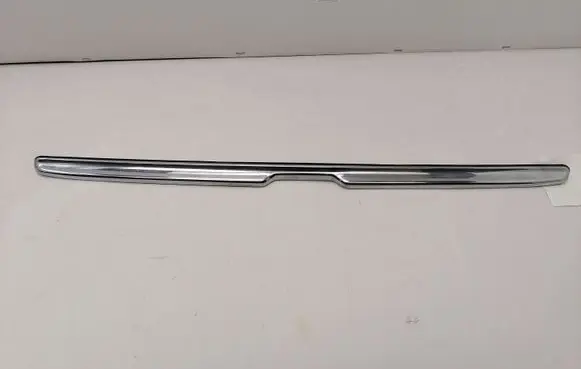 Mercedes-Benz S W116 Tailgate trim 50060201