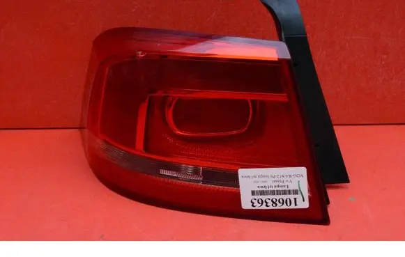 Volkswagen PASSAT CC Rear/tail lights 3AE945095F