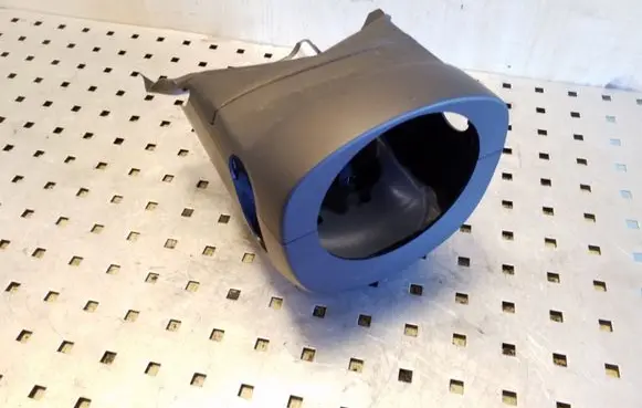 Steering wheel column trim