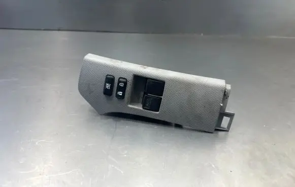 Toyota Yaris Electric window control switch 742320D110