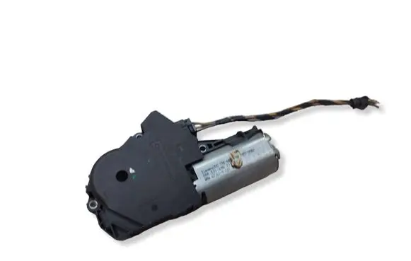 BMW 5 F10 F11 Sunroof motor/actuator 69671501