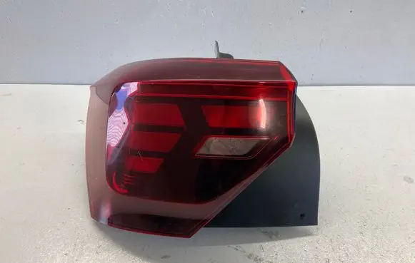 Volkswagen Polo VI Rear/tail lights 2G0945095F L664549