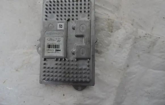 Ford S-MAX LED ballast control module EM2B-13-B626-BA