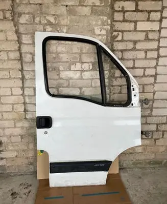 Renault Master II Front door
