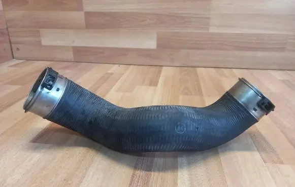 Mercedes-Benz C W204 Intercooler hose/pipe A2045281482