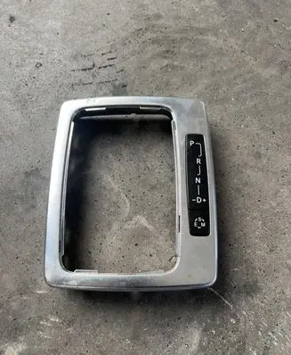 Mercedes-Benz E A207 Gear shifter surround trim plastic A2042674988 2042674988