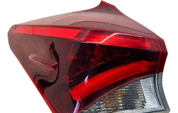 Rear/tail lights