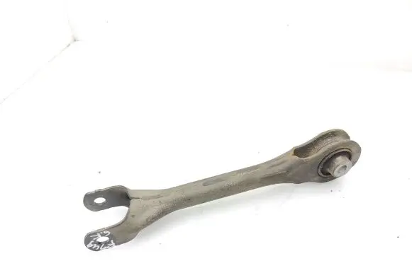 Rear control arm