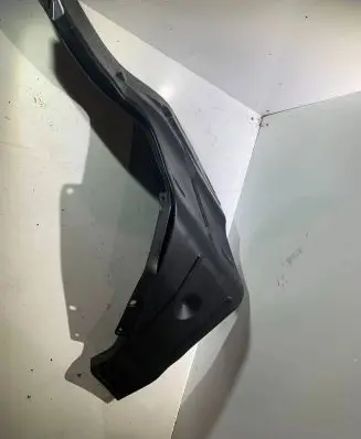 BMW X3 E83 Cabin air duct channel 7051380