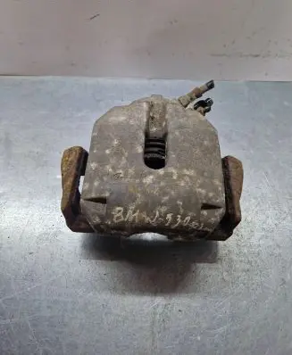 BMW 5 E39 Front brake caliper