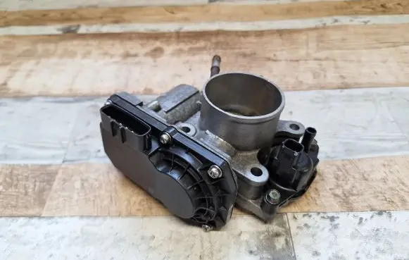 Honda Civic Throttle valve