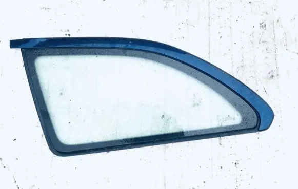 Skoda Octavia Mk2 (1Z) Rear side window