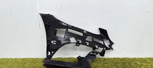 Mercedes-Benz C W205 Front bumper mounting bracket A2058852001 2058852001
