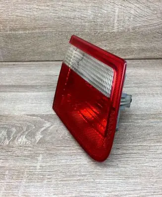 BMW 3 E46 Tailgate rear/tail lights 8368759