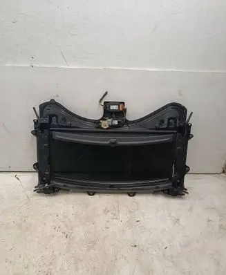 Land Rover Discovery 3 - LR3 Sunroof glass 10005124D 44749042 10005121A