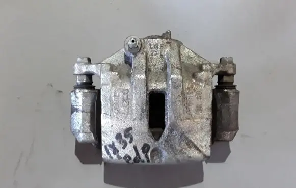 Hyundai ix35 Front brake caliper 581302Y000
