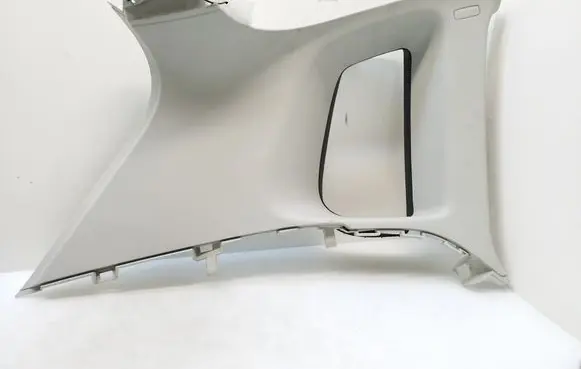 (D)pillar trim (top)