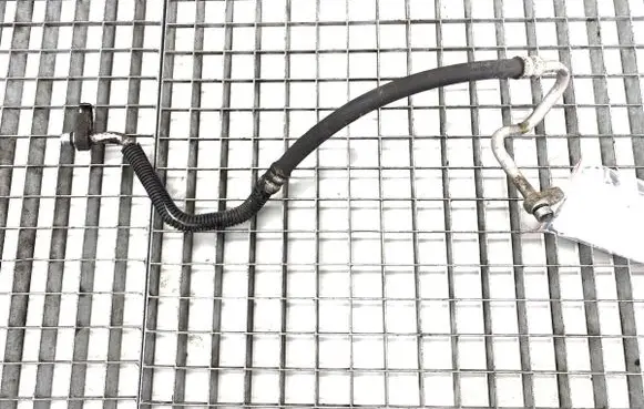 Infiniti Q50 Air conditioning (A/C) pipe/hose 