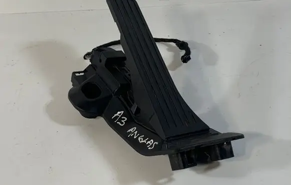 Audi A3 S3 A3 Sportback 8P Accelerator throttle pedal 1K2721503M