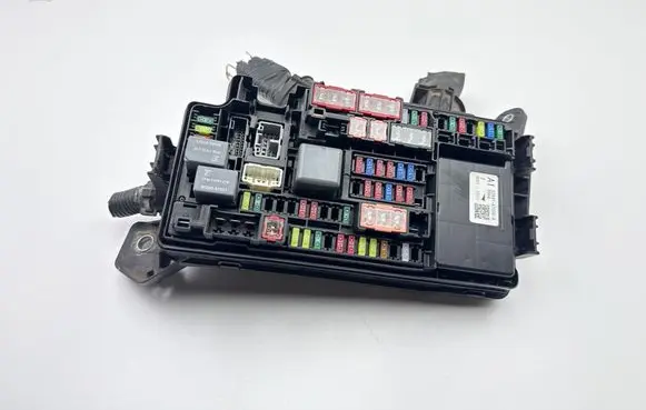 Toyota C-HR I Fuse box set 8264147050A 8994 9D015511