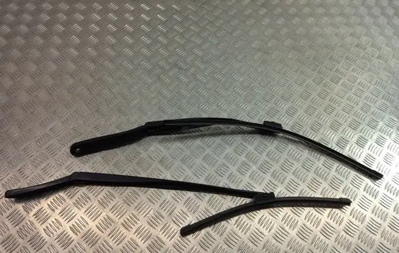 BMW 5 F10 F11 Windshield/front glass wiper blade 7203156 7182459
