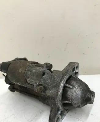 Toyota RAV 4 (XA20) Starter motor