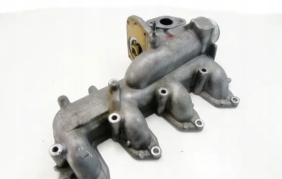 Ford Mondeo MK IV Intake manifold 16100011