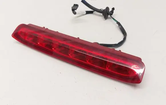 Opel Mokka X Third/center stoplight 42443674 95151129