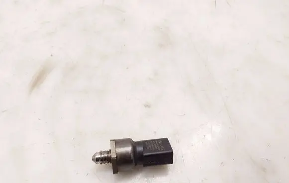 Volkswagen Amarok Fuel pressure sensor 059906054G 81HCP0105 4TYSPS04