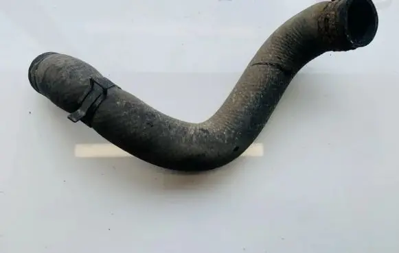 Toyota Avensis Verso Engine coolant pipe/hose