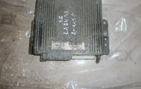 Renault Laguna I Engine control unit/module s103750005b HOM7700874132