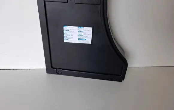 Lexus RX 450H Battery box tray cover/lid 64993481301