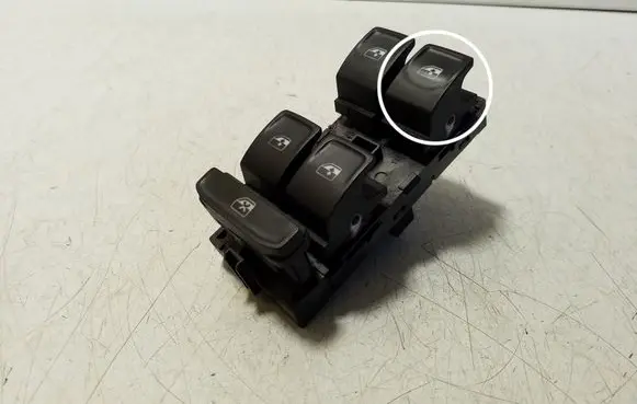 Volkswagen PASSAT B8 Electric window control switch 5G0959857D