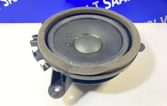 Volvo V70 Front door speaker 30657445