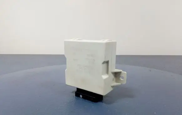 Toyota Avensis Verso Other control units/modules 85940-05040