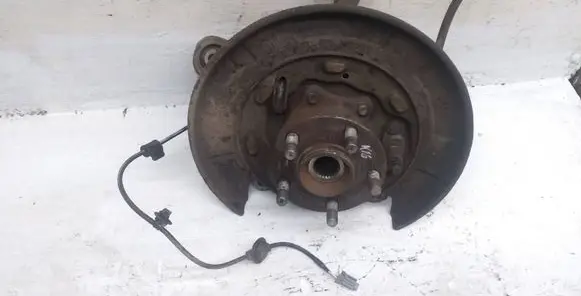 Subaru Outback Rear wheel hub spindle/knuckle 