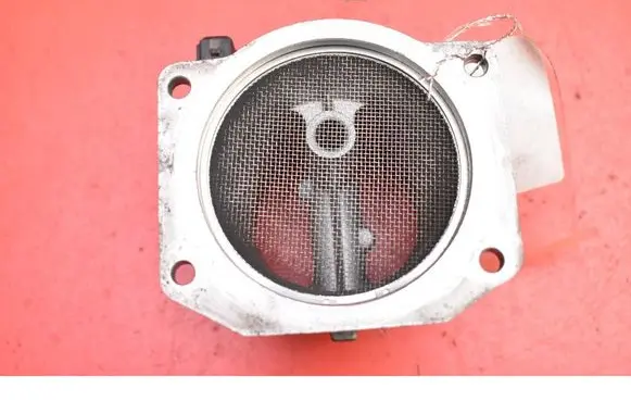 Audi A4 S4 B5 8D Mass air flow meter 037906461B