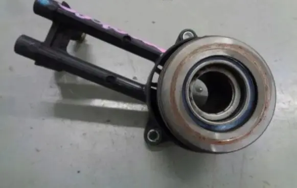 Ford Ecosport Clutch slave cylinder 