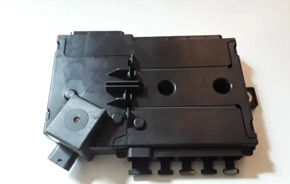 Mercedes-Benz C W205 Fuse module A2055402750
