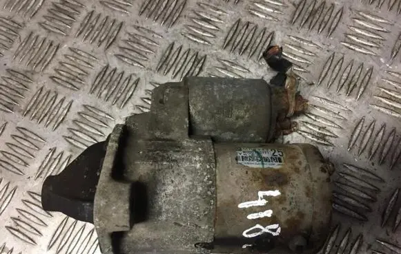 Mitsubishi Lancer Starter motor mr994325 m000t30771