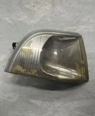 Volvo S40, V40 Front indicator light 30854654
