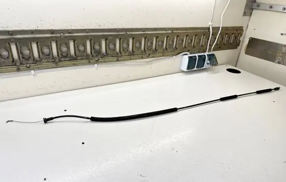 Volkswagen Transporter - Caravelle T5 Loading door cable line 7H0827531