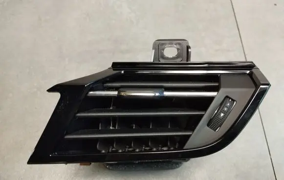 Audi Q3 F3 Dashboard side air vent grill/cover trim 83B820901
