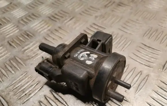 Mercedes-Benz ML W163 Turbo solenoid valve 0005450527