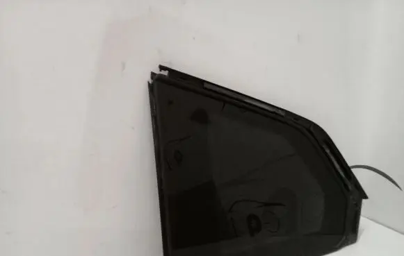 BMW iX Rear side window 9448771 E005875 5137197784