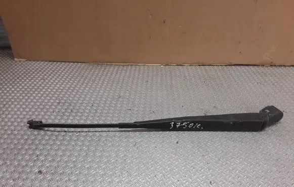 Nissan Terrano Front wiper blade arm