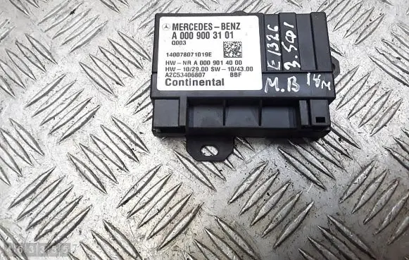 Mercedes-Benz E C207 W207 Fuel injection pump control unit/module a0009003101